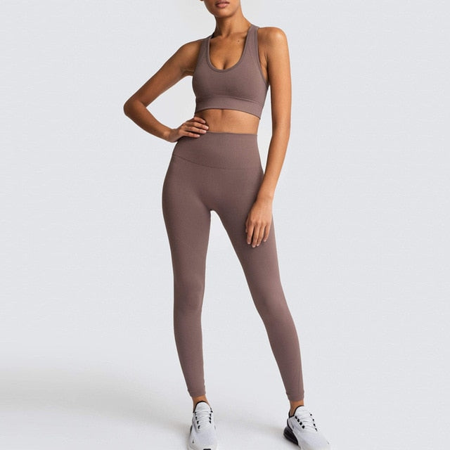 Seamless Gym Set Nylon Woman Sportswear 2 Piece Exercise Leggings Padded Sports Bras Women Fitness Wear Yoga Sets Sports Suits L